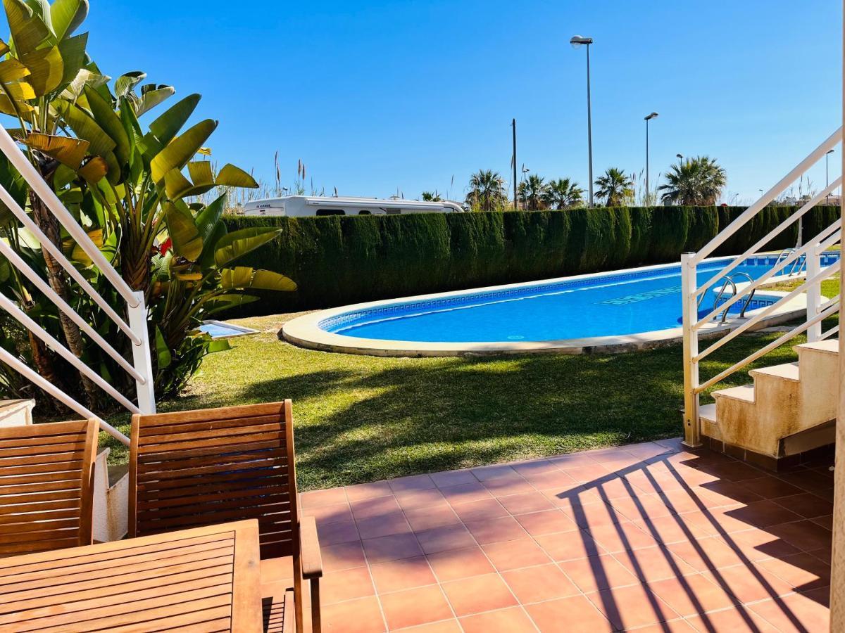 Apartamento Rabdells Olivanova 150M De La Playa Екстериор снимка